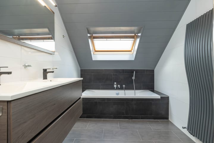 Photo 44 of De Poste 16