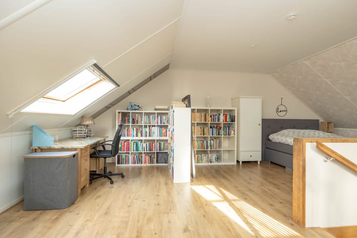 Photo 50 of De Poste 16