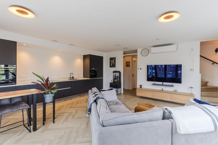 Photo 5 of Westzijde 272-N