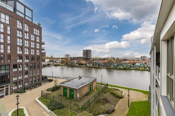 Photo 15 of Westzijde 272-N