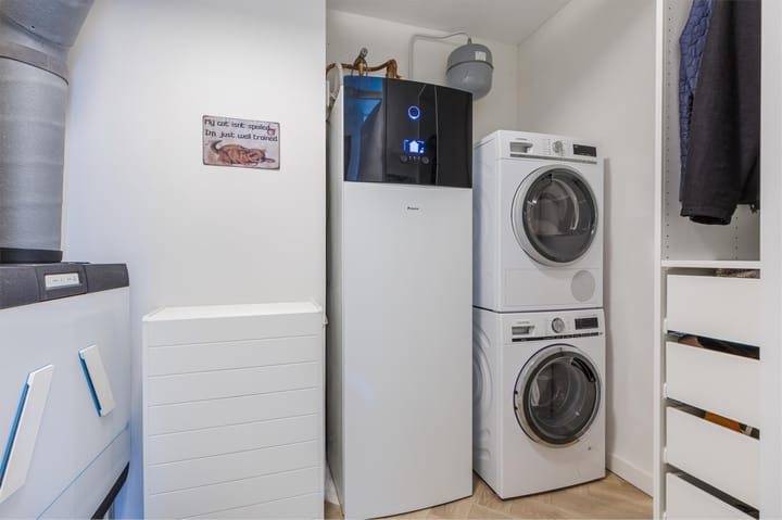 Photo 17 of Westzijde 272-N