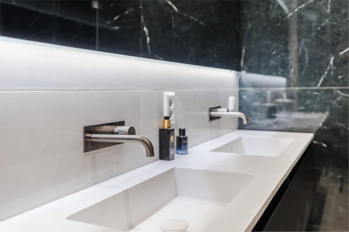 Photo 23 of Westzijde 272-N