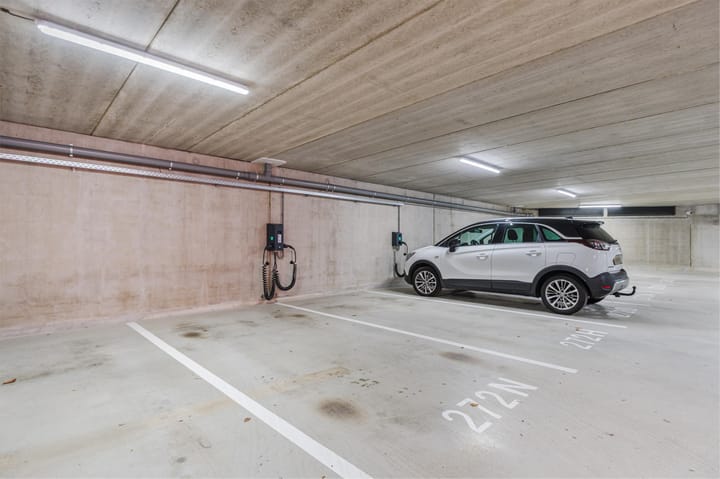 Photo 54 of Westzijde 272-N