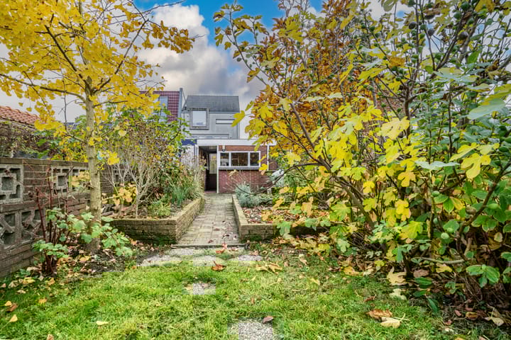 Foto 19 van Bloemistenlaan 9