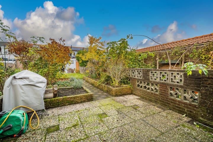 Foto 21 van Bloemistenlaan 9