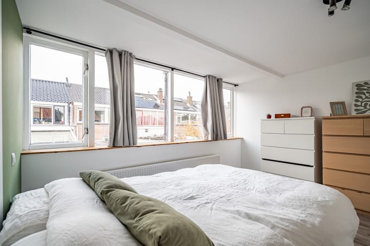 Foto 35 van Bloemistenlaan 9