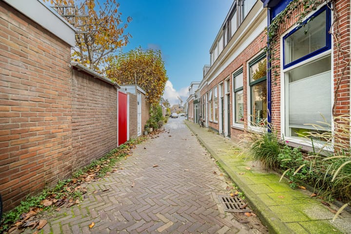 Foto 43 van Bloemistenlaan 9