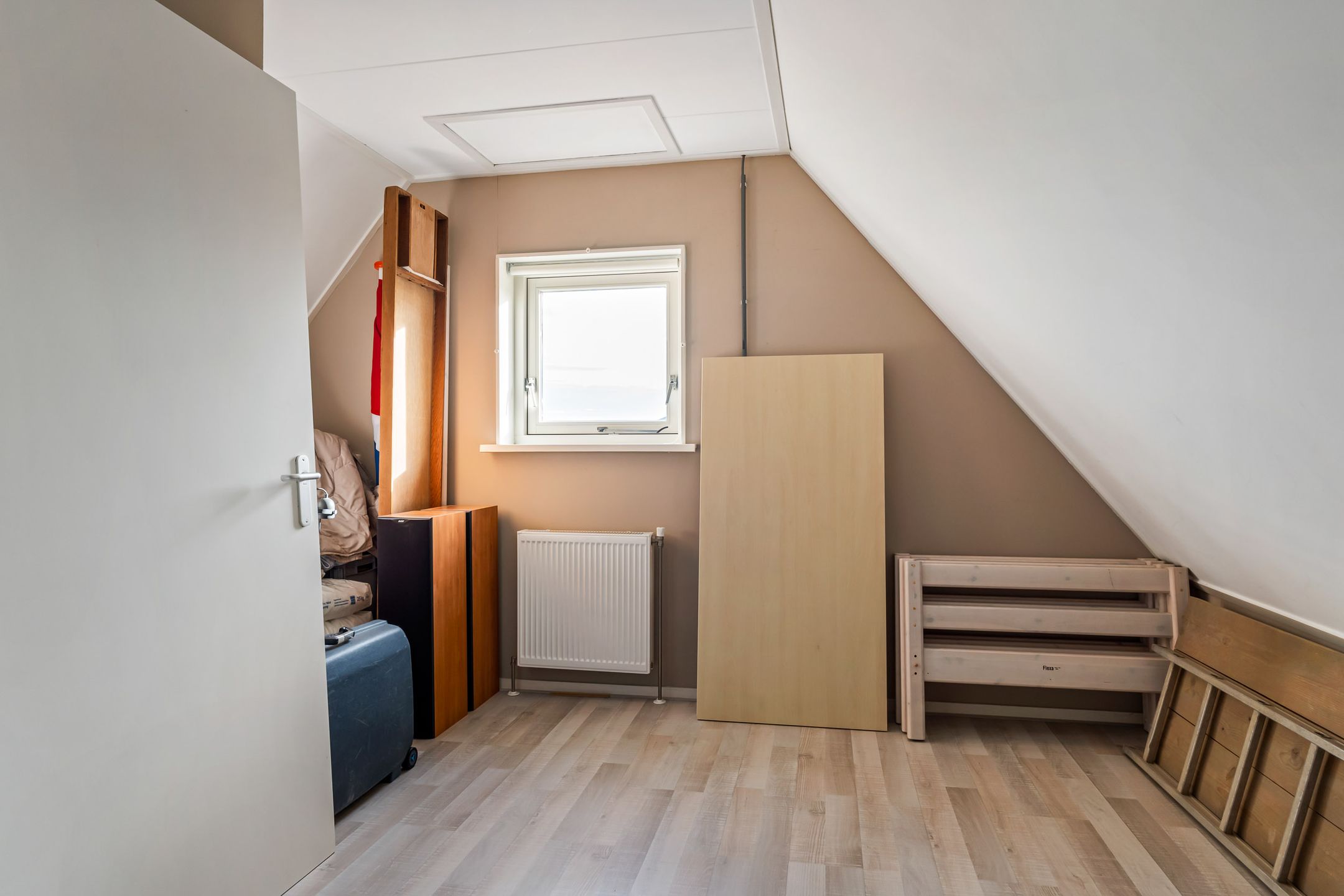 Photo 42 of Maanvogel 4