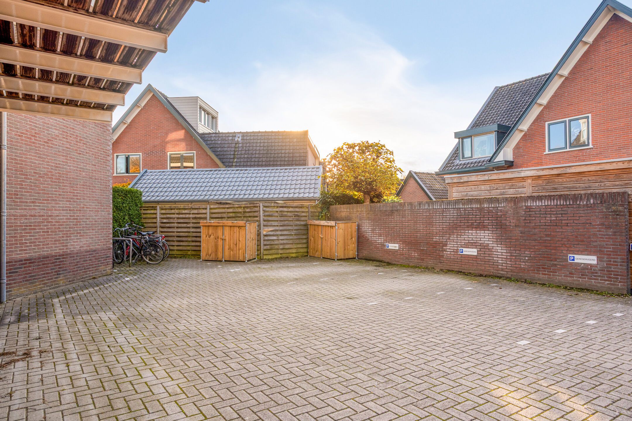 Foto 27 van 2e Wormenseweg 100