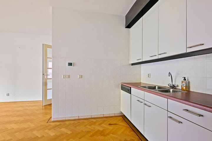 Photo 5 of Pieter de Hoochstraat 7-C