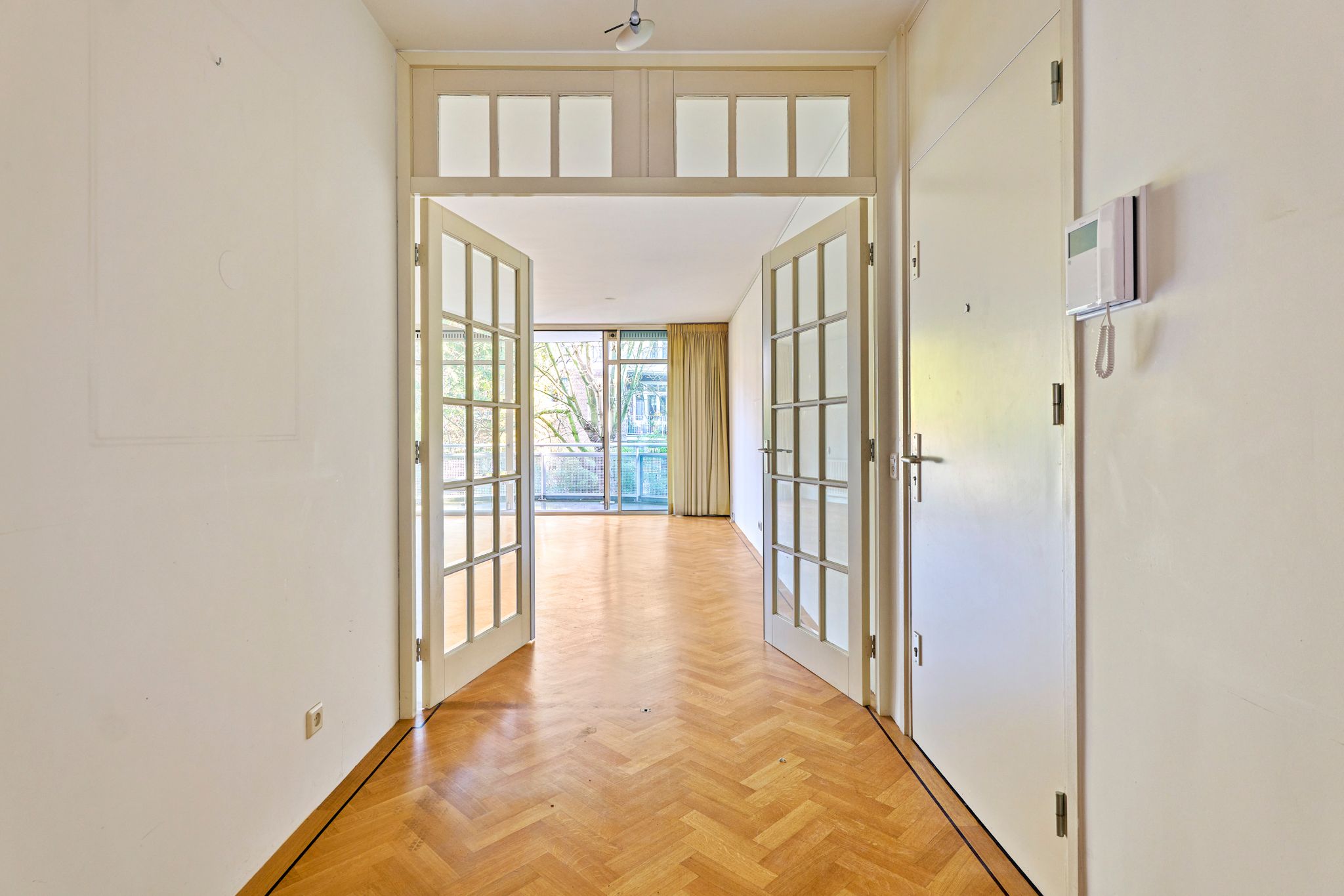 Photo 9 of Pieter de Hoochstraat 7-C