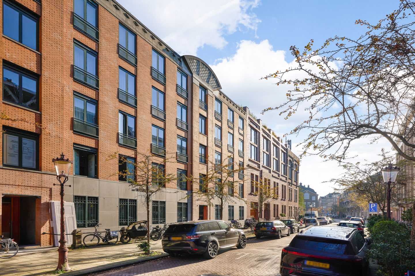 Photo 19 of Pieter de Hoochstraat 7-C