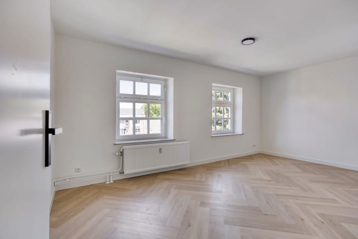 Photo 16 of Tempsplein 10-E