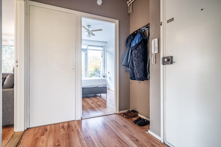 Foto 16 van Peter van Anrooystraat 57