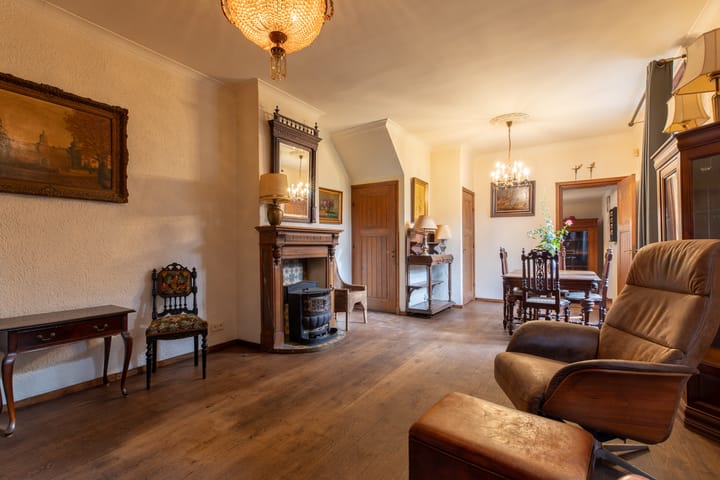 Photo 6 of Spoordamstraat 11