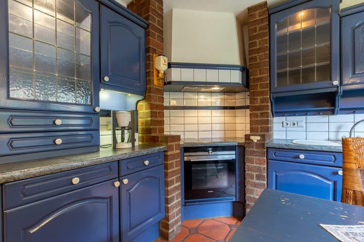 Photo 10 of Spoordamstraat 11