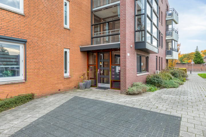 Foto 3 van Louis Paul Boonhof 49