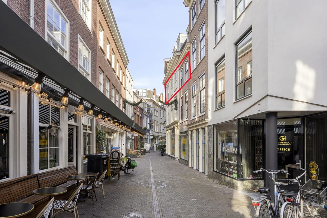 Photo 1 of Annastraat 16