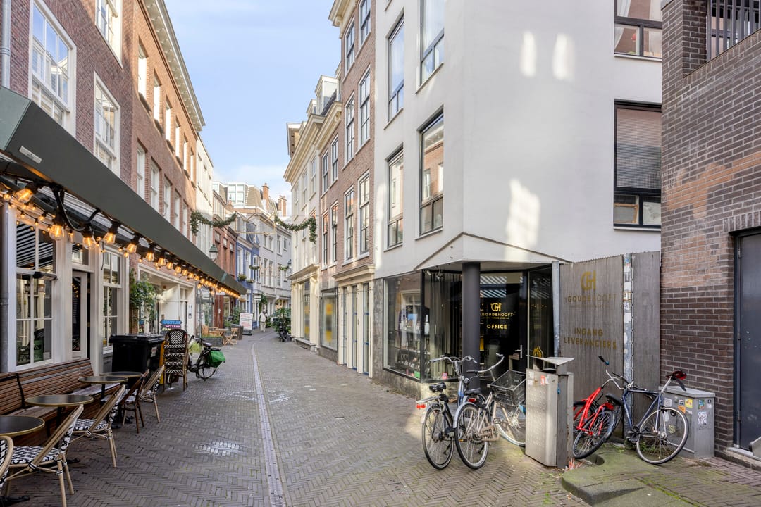 Photo 2 of Annastraat 16