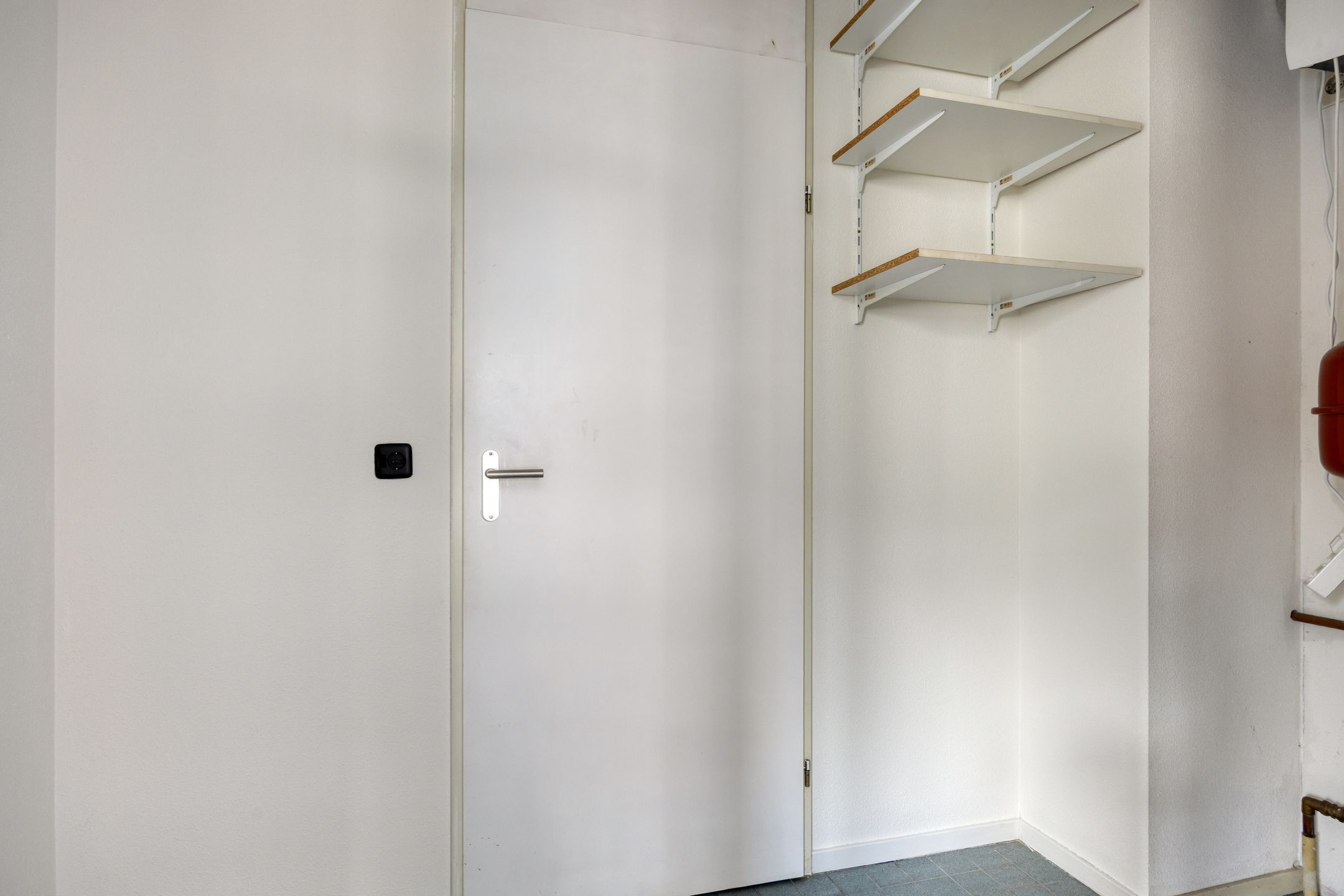 Photo 15 of Annastraat 16