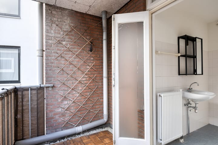 Foto 25 van Annastraat 16