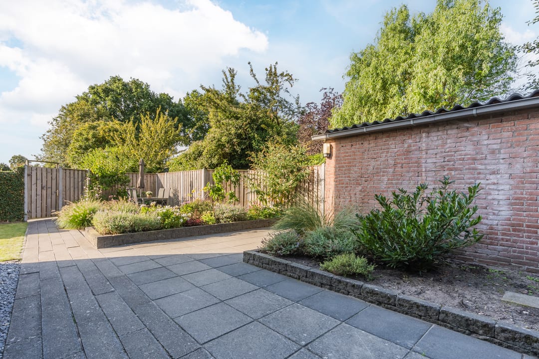 Photo 31 of Pr.Bernhardlaan 1