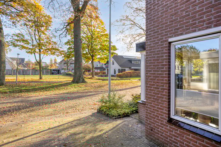 Photo 36 of Libellestraat 17