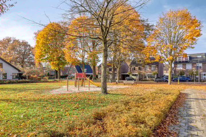 Photo 39 of Libellestraat 17