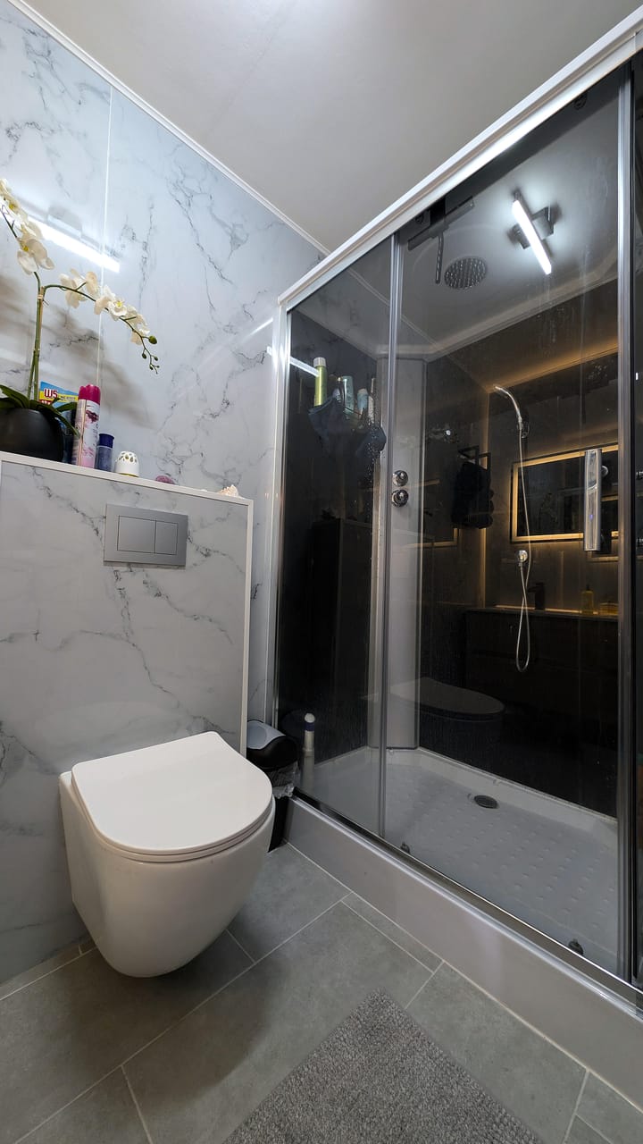 Photo 28 of Leeksterweg 2-E