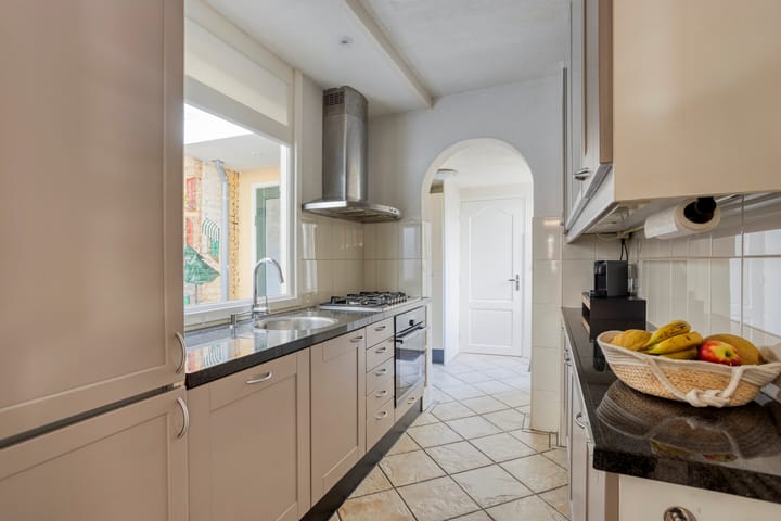 Photo 8 of Cornelis Matersweg 27