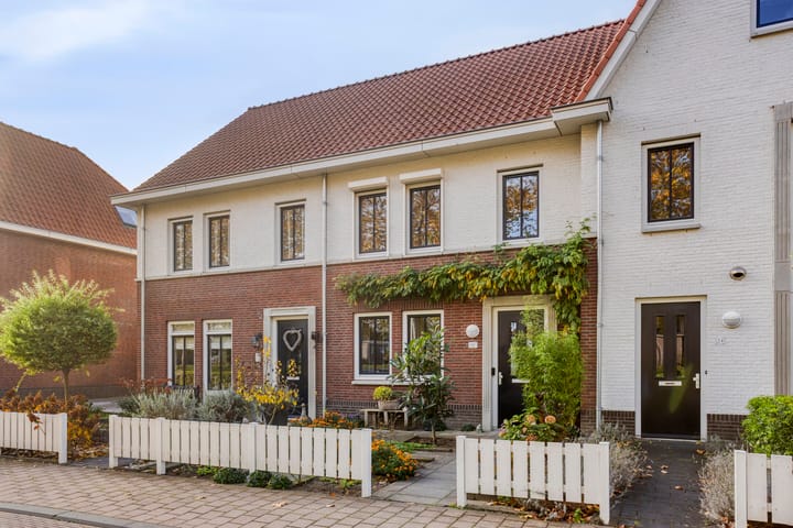 Photo 33 of Hasselbeemden 24-A