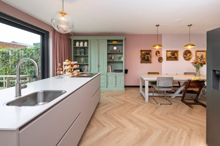 Photo 9 of Hooimate 26