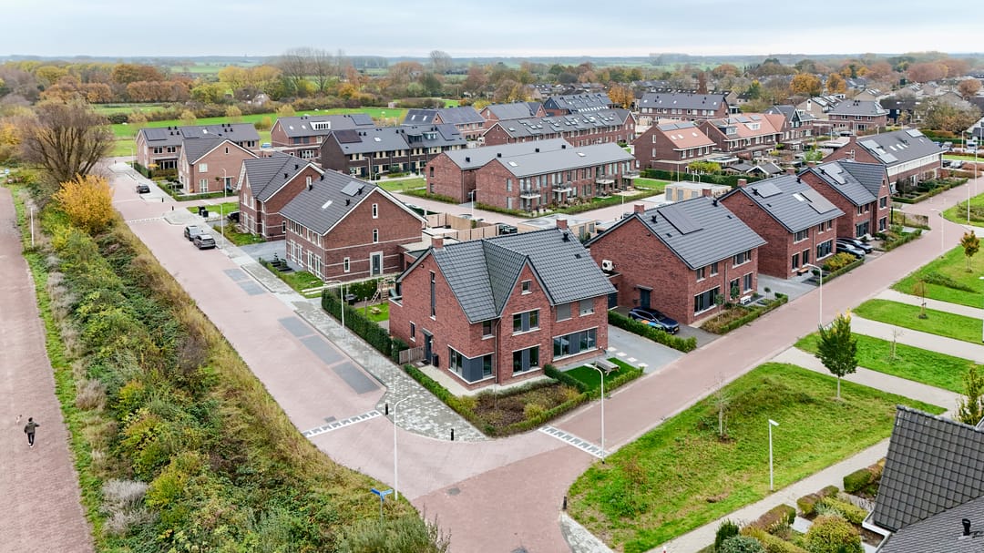 Photo 38 of Hooimate 26