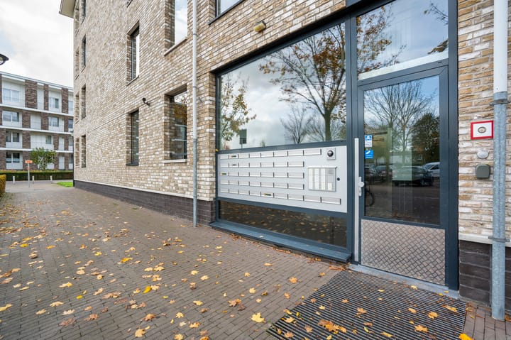 Photo 34 of Weversgildeplaats 34