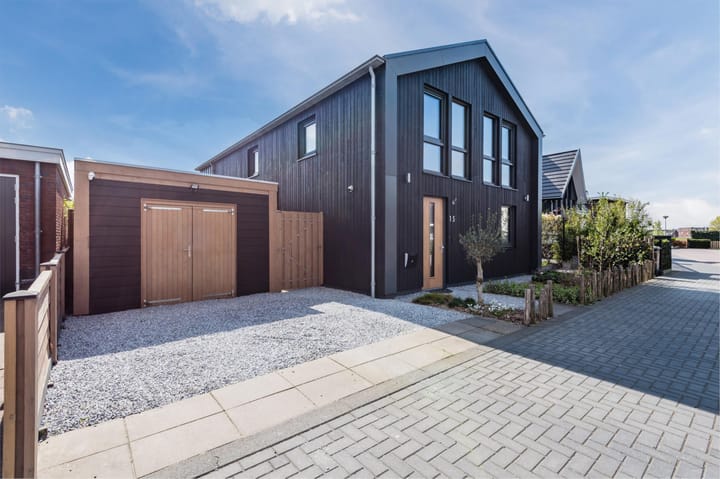 Foto 2 van Roode Hert 15