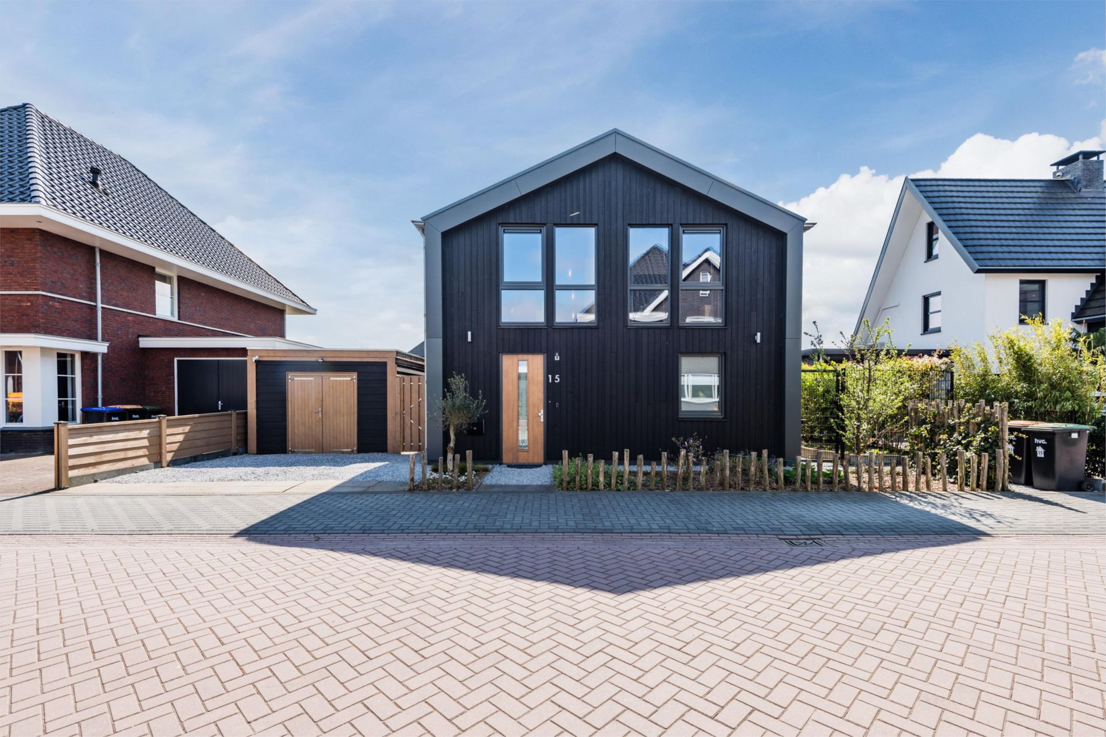 Photo 3 of Roode Hert 15