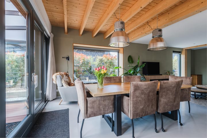 Foto 21 van Roode Hert 15