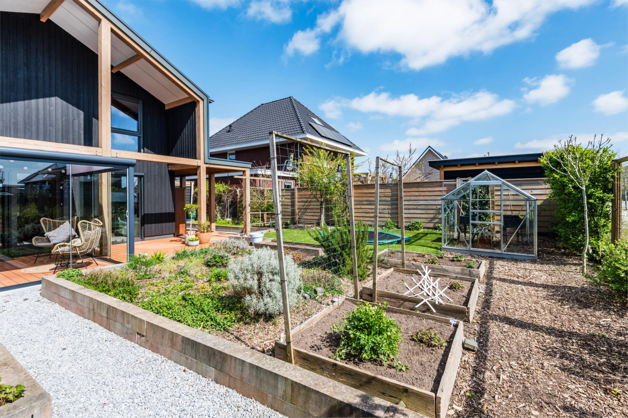 Photo 66 of Roode Hert 15