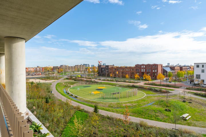 Foto 25 van Madridstraat 224