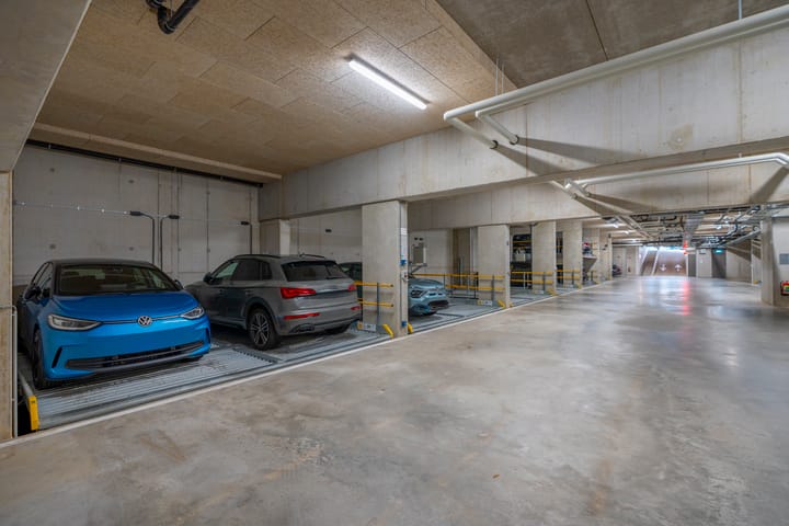 Foto 49 van Madridstraat 224