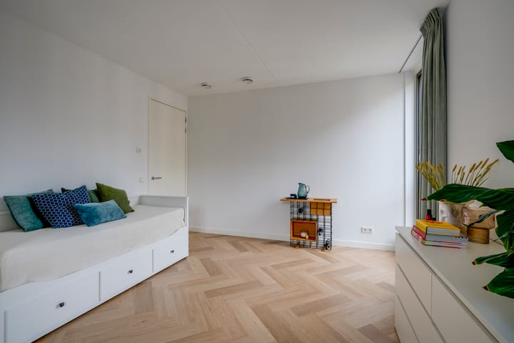 Foto 38 van Madridstraat 224