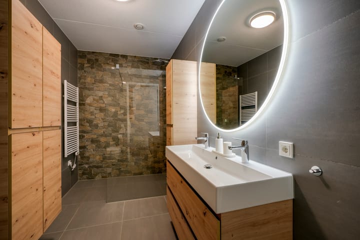 Foto 41 van Madridstraat 224