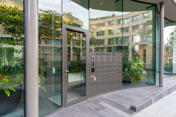 Foto 50 van Madridstraat 224