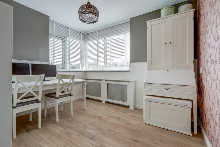 Photo 38 of Spinet 37