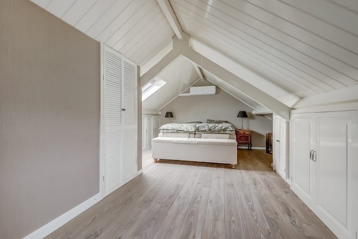 Photo 42 of Spinet 37