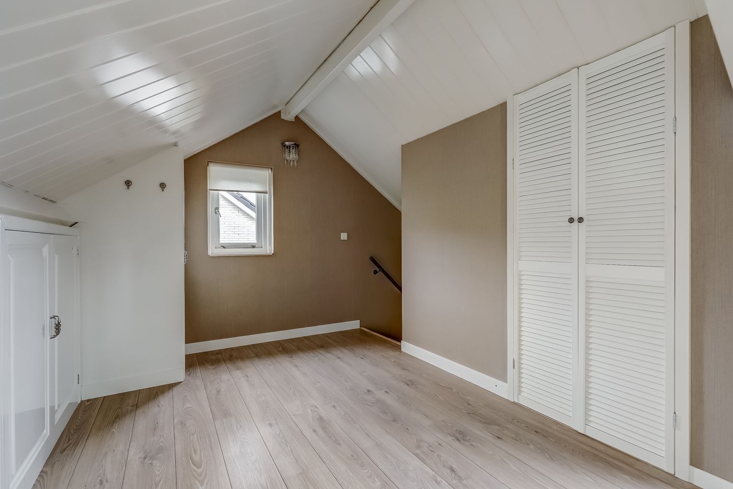 Foto 44 van Spinet 37
