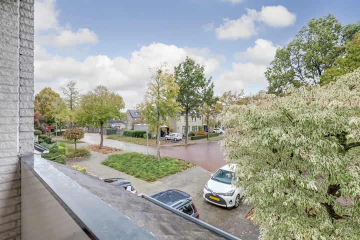 Photo 52 of Spinet 37