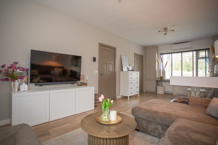 Foto 9 van Vriezenveenseweg 28