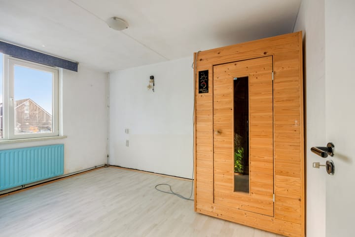 Photo 21 of Leeuwerikstraat 13