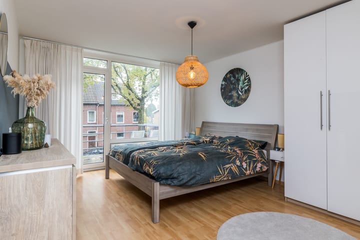 Foto 20 van Eurenderweg 69